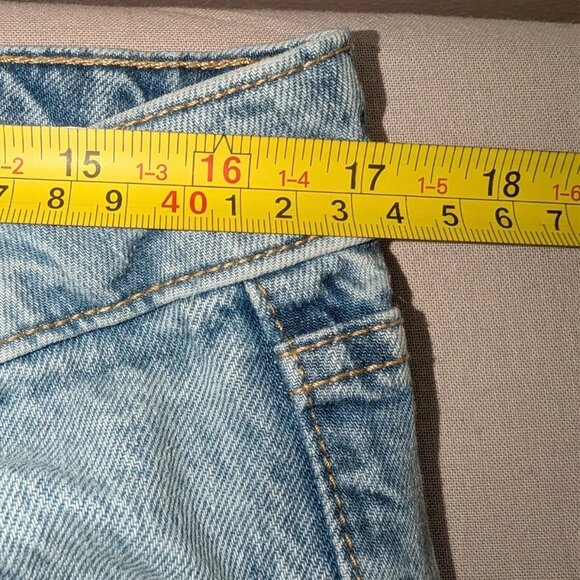 Wild Fable Light Wash High Rise Button Fly Straight Leg Jeans Size 12 Y2K 90s - Picture 7 of 9
